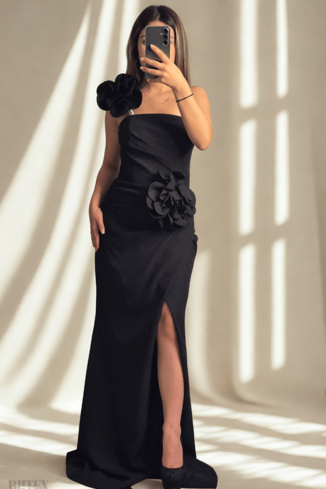 Omuz ve Beli  Gül Detaylı Krep Kumaş Abiye Elbise  4703btx