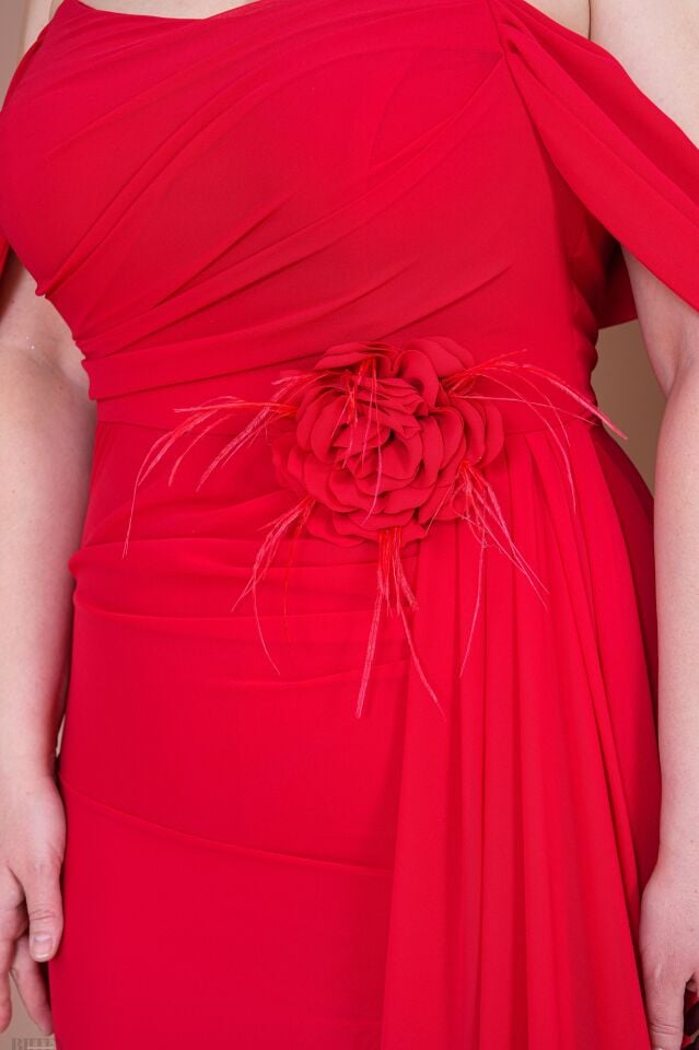 Büyük Beden Beli Gül Broşlu  Yandan Kuyruklu Büyük Beden Şifon Abiye Elbise  6579btx