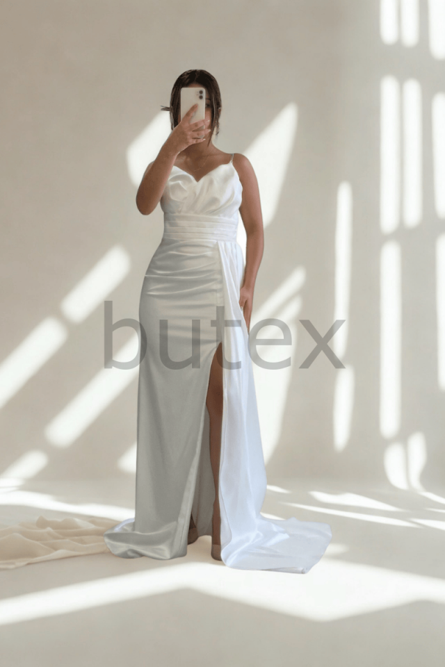 Arka Bağcıklı  Sırt  Dekolteli Uzun Saten Abiye Elbise 0520btx