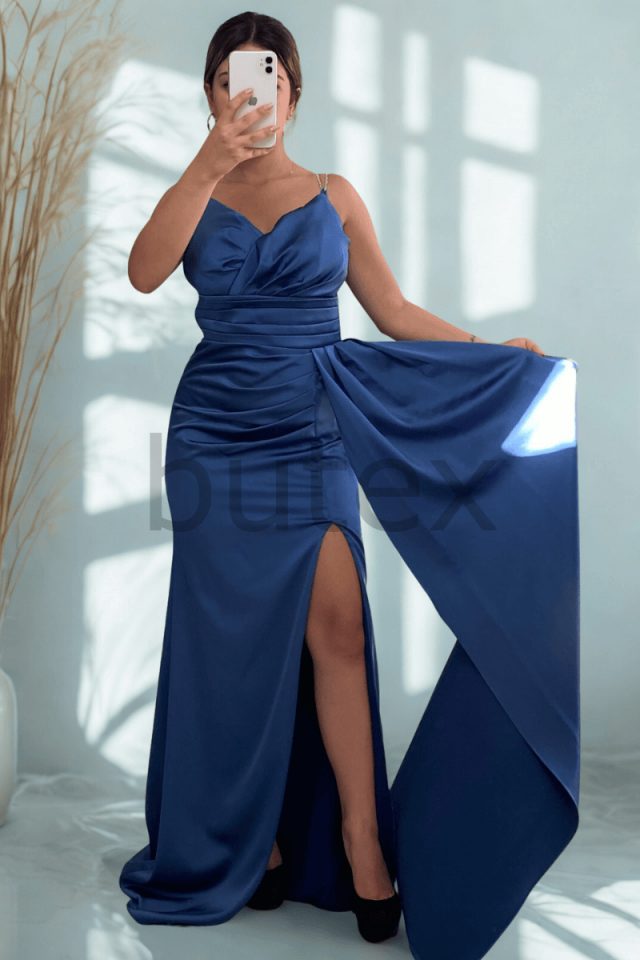 Arka Bağcıklı  Sırt  Dekolteli Uzun Saten Abiye Elbise 0520btx